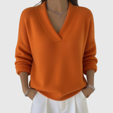 Faye | Soft V-neck sweater with a relaxed fit