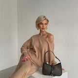 Crisha - Elegant Set